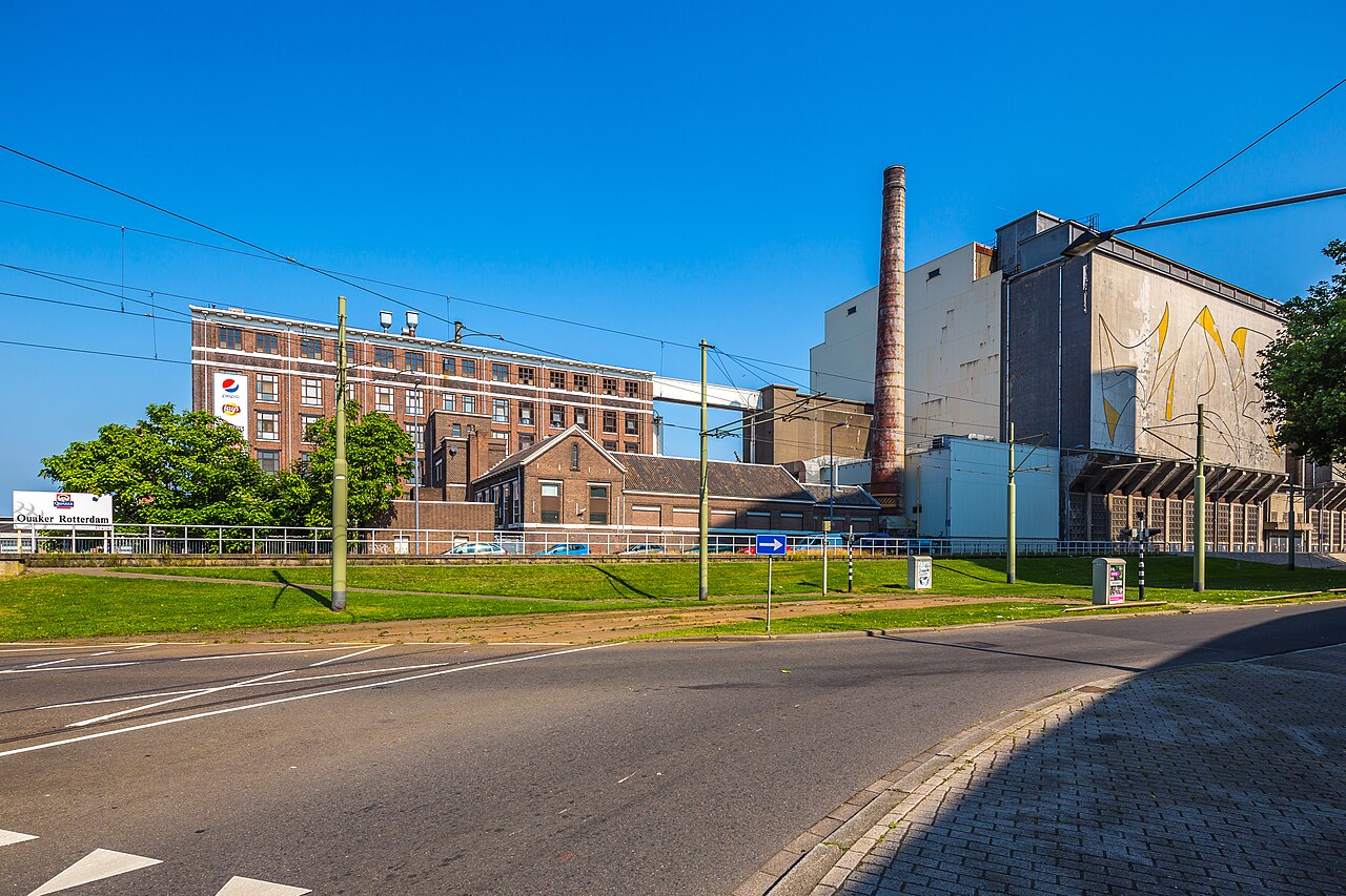 Voormalige Quaker-fabriek aan de Brielselaan, bedrijfsruimte Rotterdam