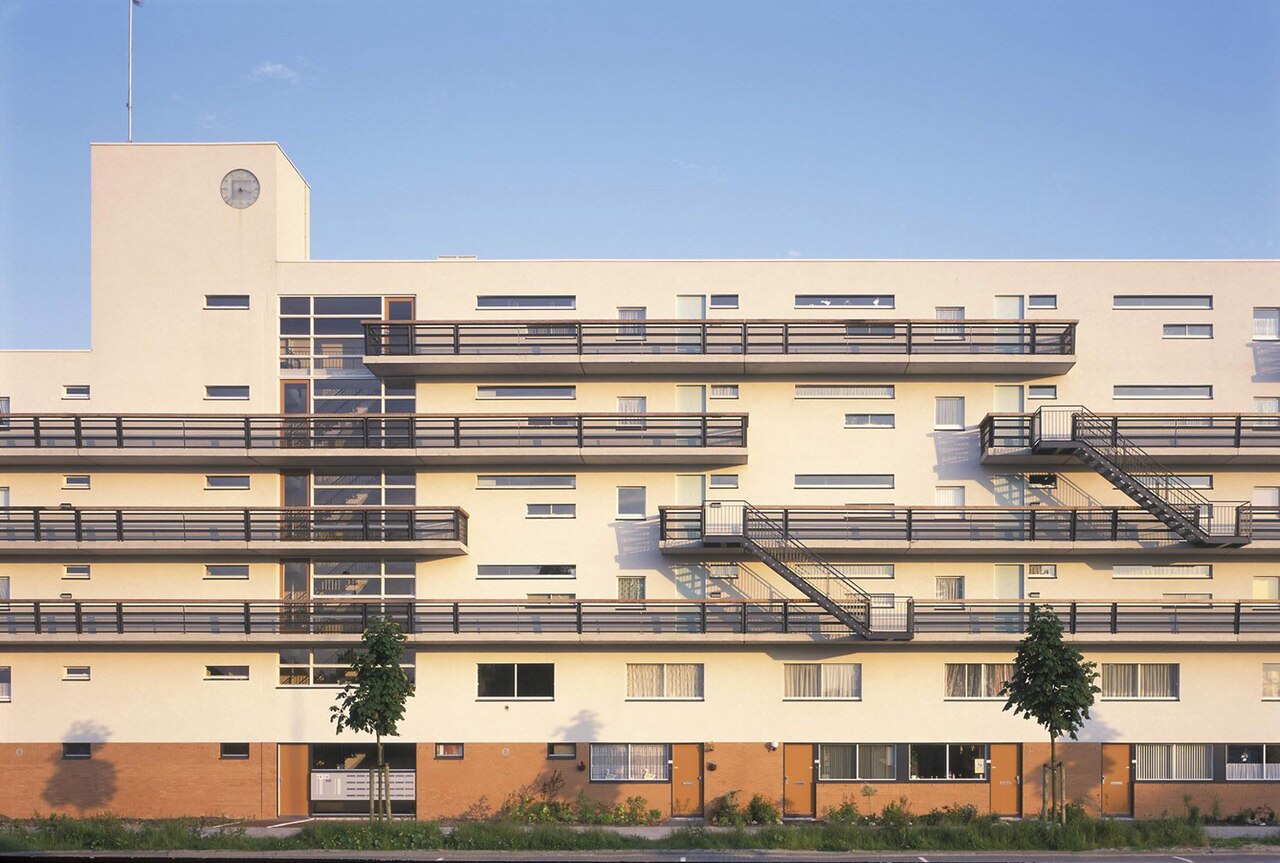 Huurwoningen Rotterdam: woongebouw in de Ringvaartplasbuurt in Prinsenland