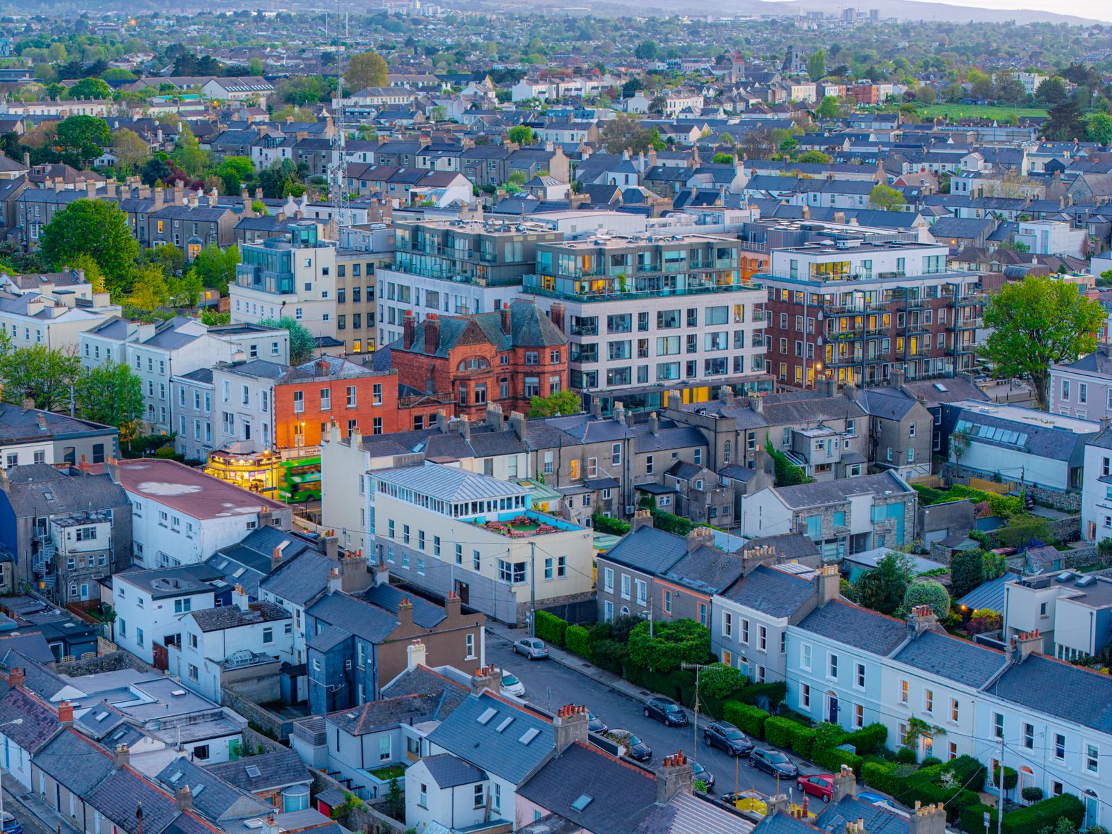 Nieuwe appartementengebouwen in Dublin als voorbeeld van internationaal vastgoed