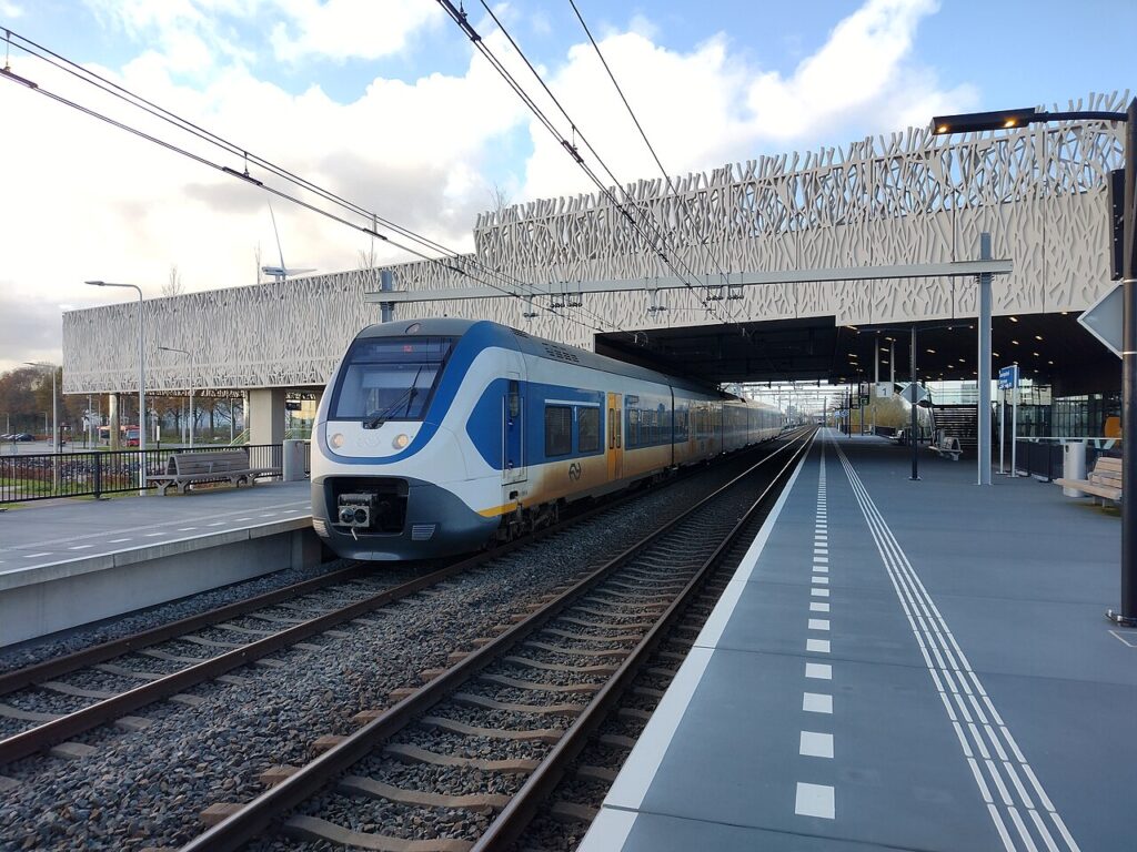 Station Lansingerland-Zoetermeer, het ov-knooppunt waar gebiedsontwikkeling Bleizo is voorzien