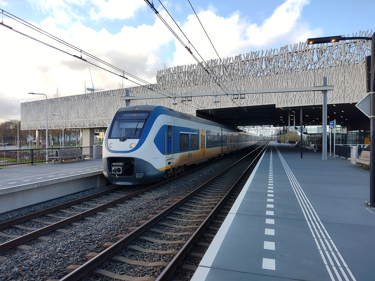 Station Lansingerland-Zoetermeer, het ov-knooppunt waar gebiedsontwikkeling Bleizo is voorzien
