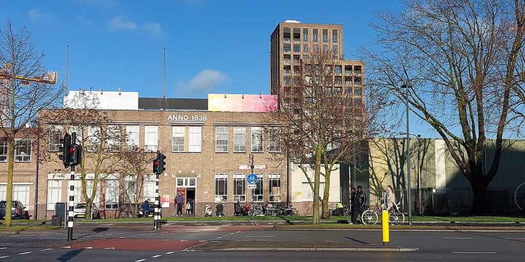 Het voormalige fabrieksgebouw van De Faam aan de Liniestraat in Breda, waar 625 woningen komen