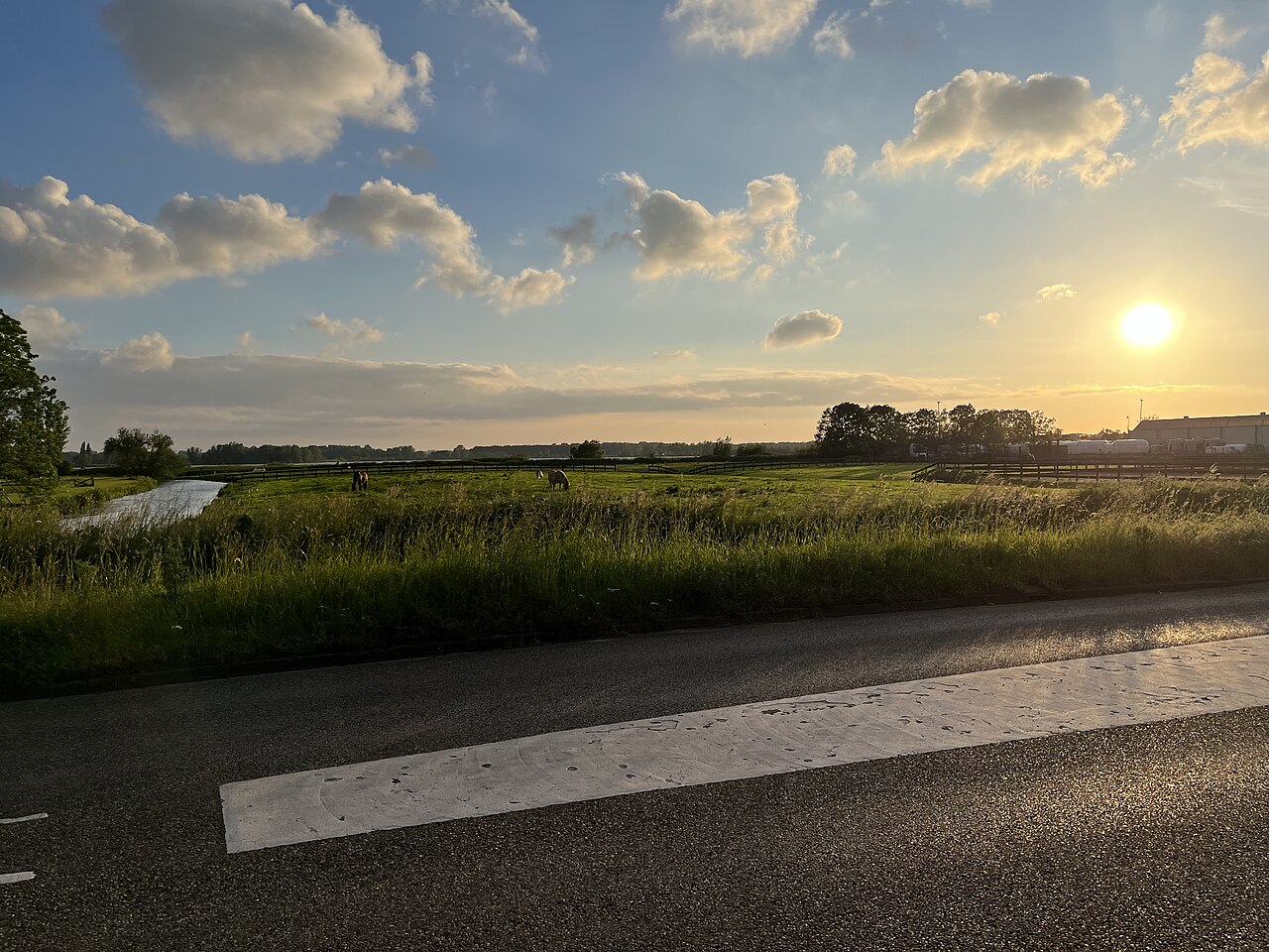 Het Valkenburgse Meer bij Katwijk, waar Eli Lilly zijn medicijnfabriek gaat bouwen